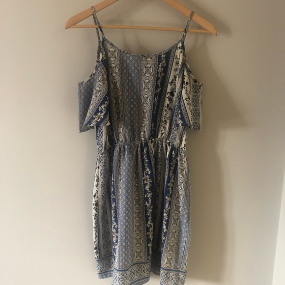 Cute summer dress size medium - Picture 4 of 4